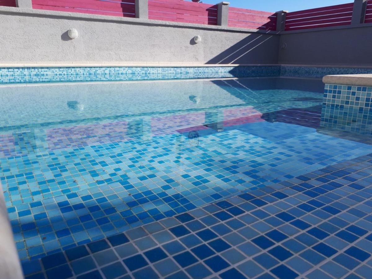 Helles Doppelzimmer Mit Bad, Terrasse Und Pool, Seperater Eingang, Liznjan, Istrien エクステリア 写真