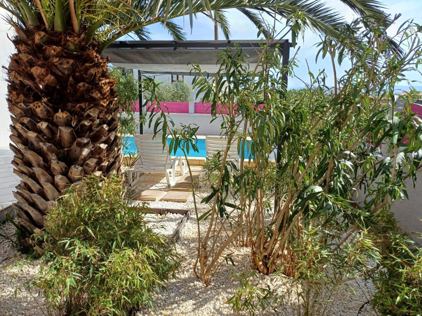 Helles Doppelzimmer Mit Bad, Terrasse Und Pool, Seperater Eingang, Liznjan, Istrien エクステリア 写真